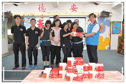 端午前夕　縣府走訪社福機構關懷慰問