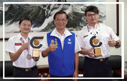 南投兩消防員分獲國際大賽冠軍 縣長林明溱表揚獎勵