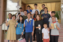 助魚池學童安心向學　縣府發放慰助金