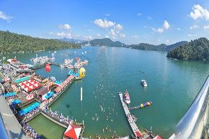 日月潭萬人泳渡如期登場