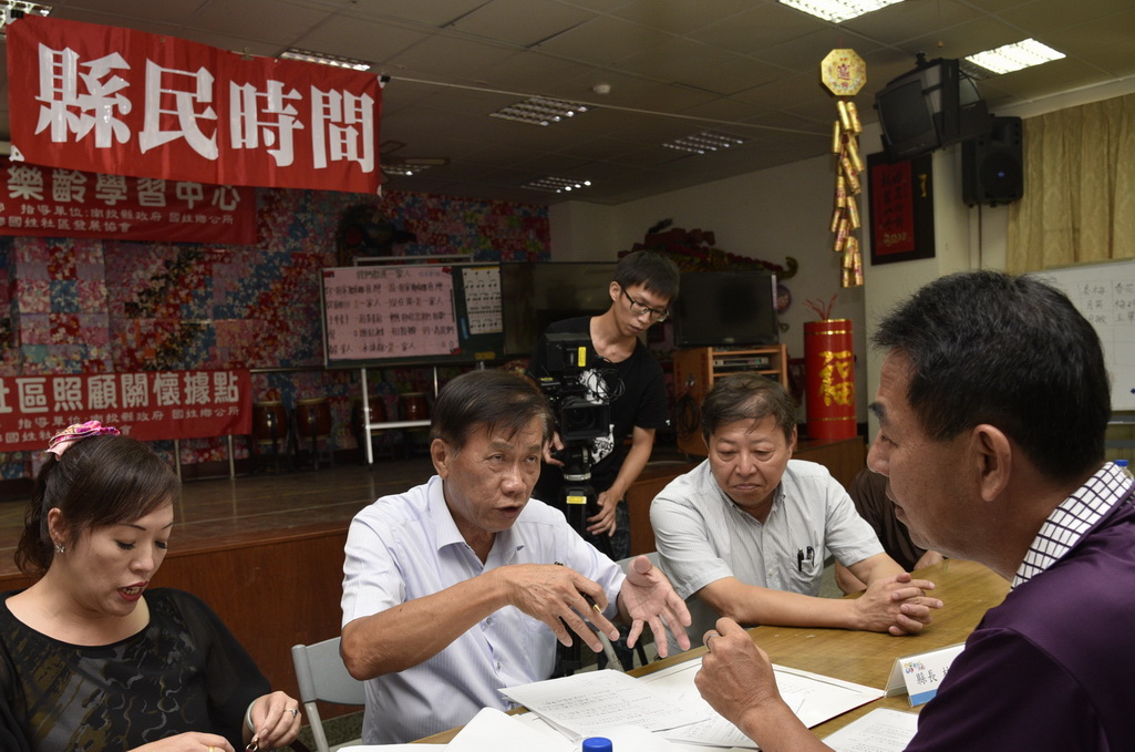 相關圖片1-國姓鄉民眾陳情道路問題  林縣長指示工務處勘查研議解決