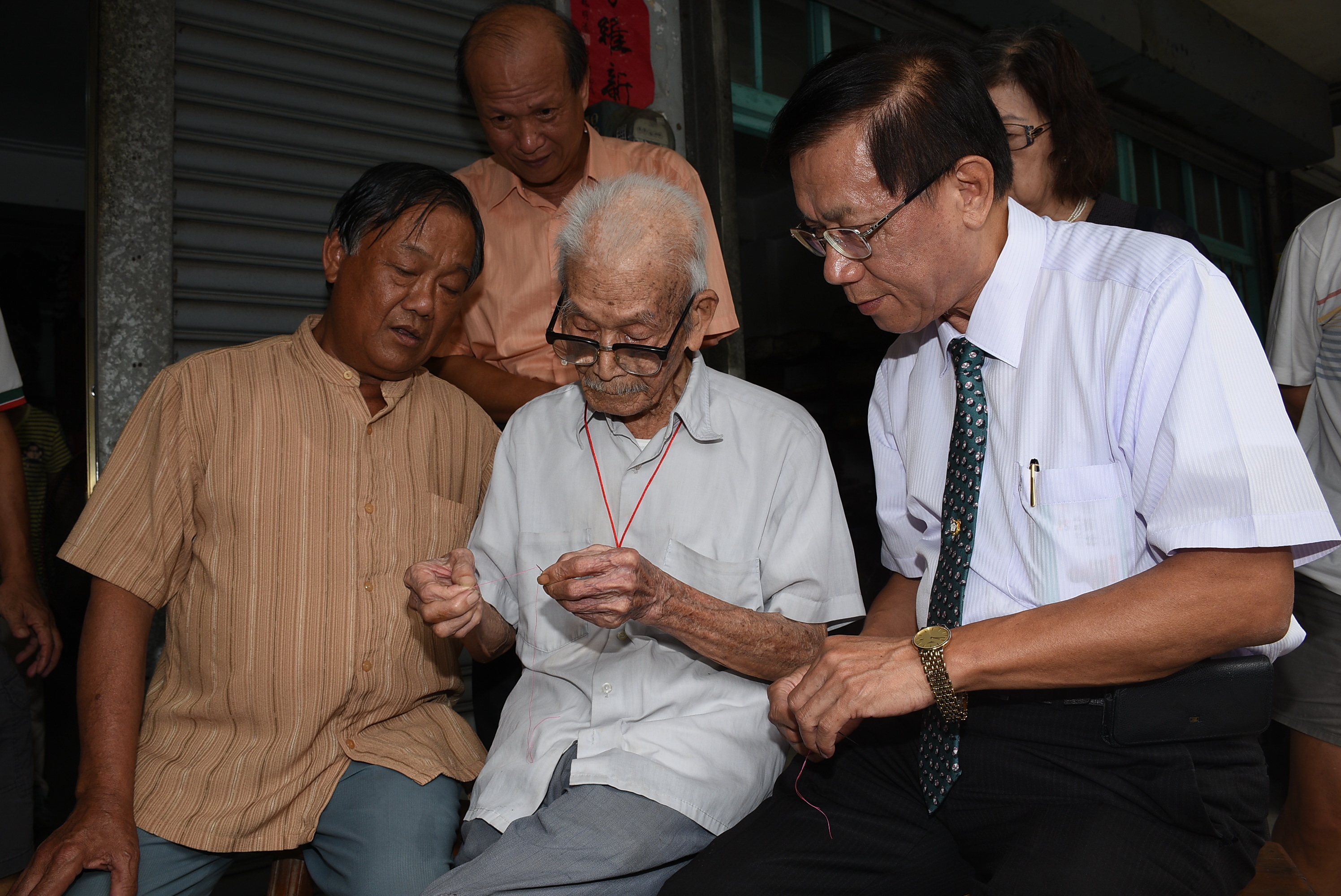 相關圖片1-重陽敬老 林縣長訪草屯人瑞