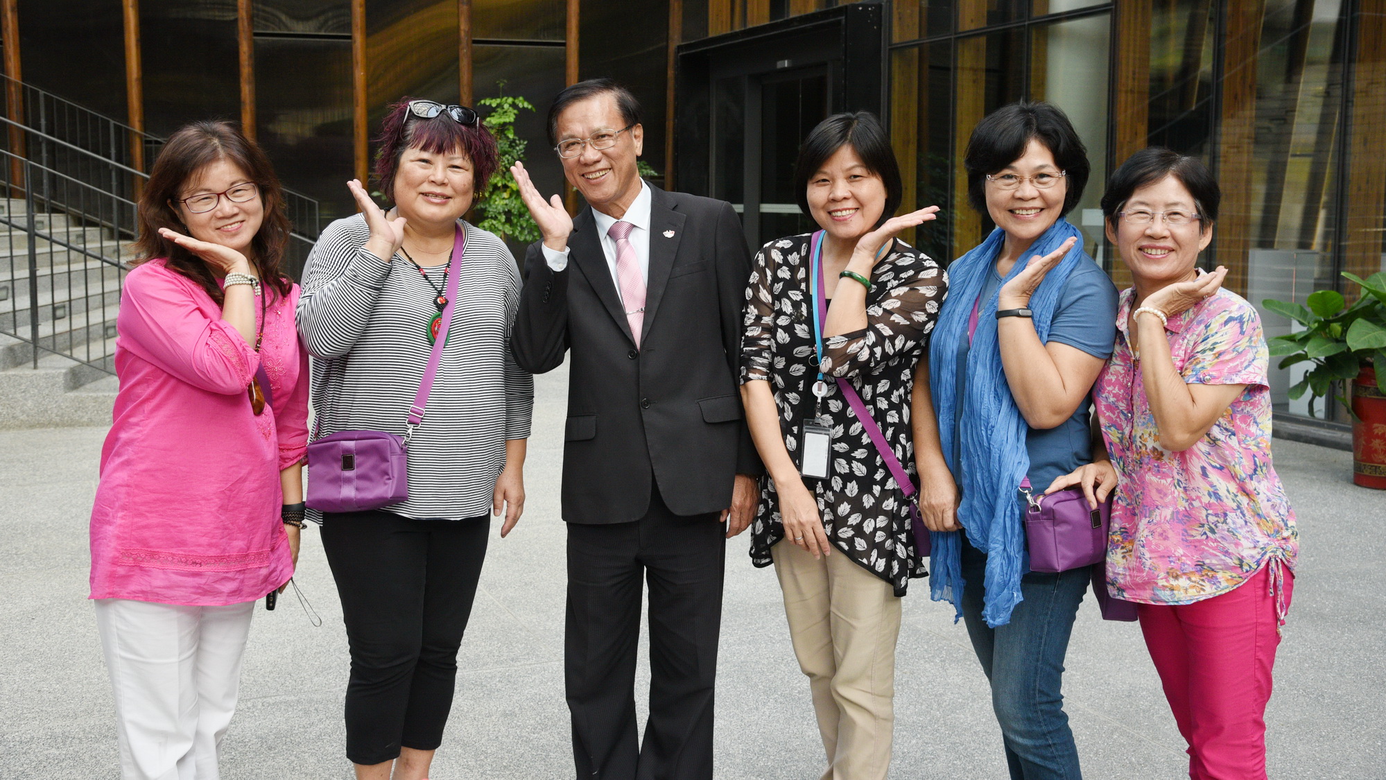 相關圖片2-林縣長歡迎世界華人工商婦女企管協會蒞縣參訪