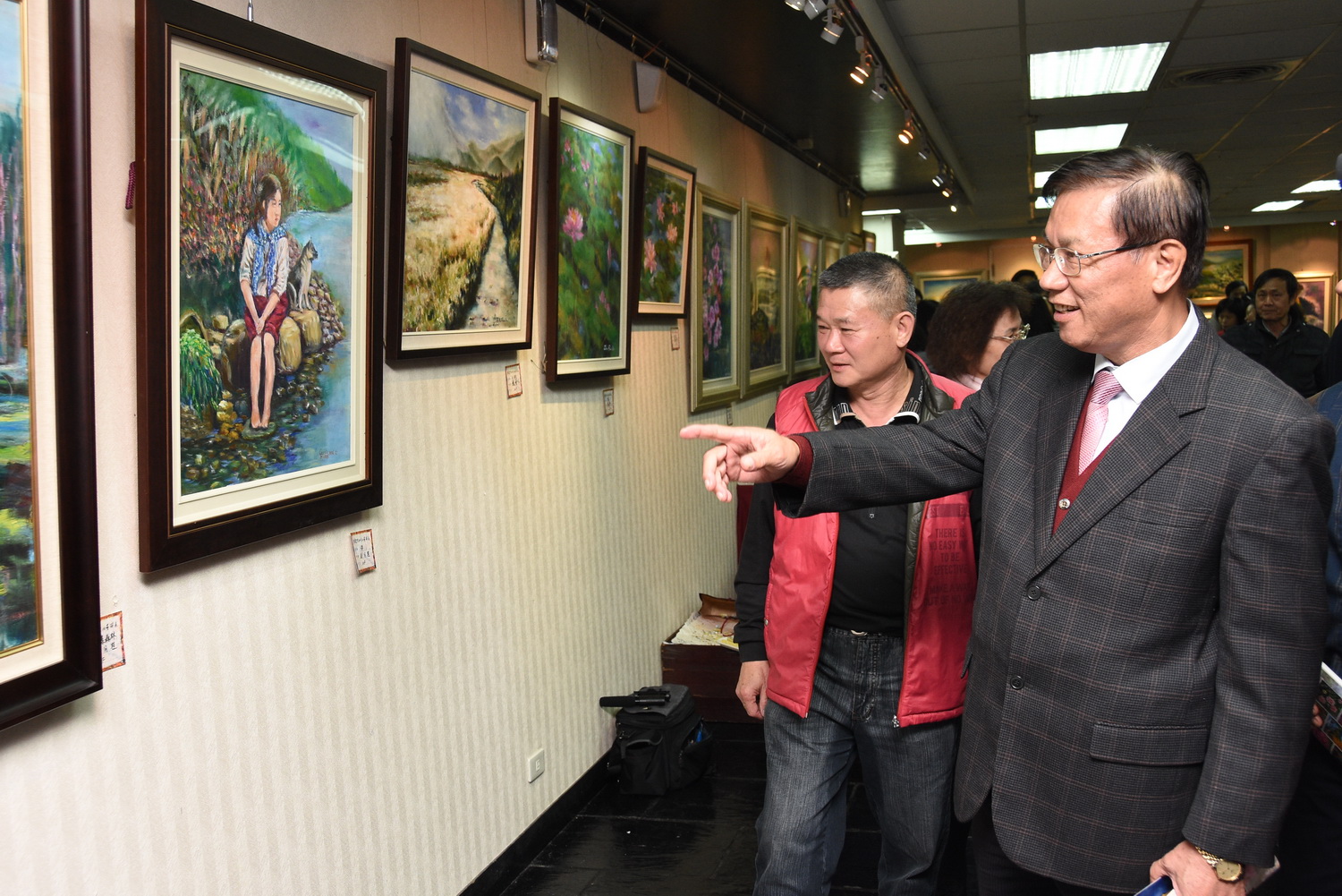 圖片-洪建信師生油畫聯展開幕