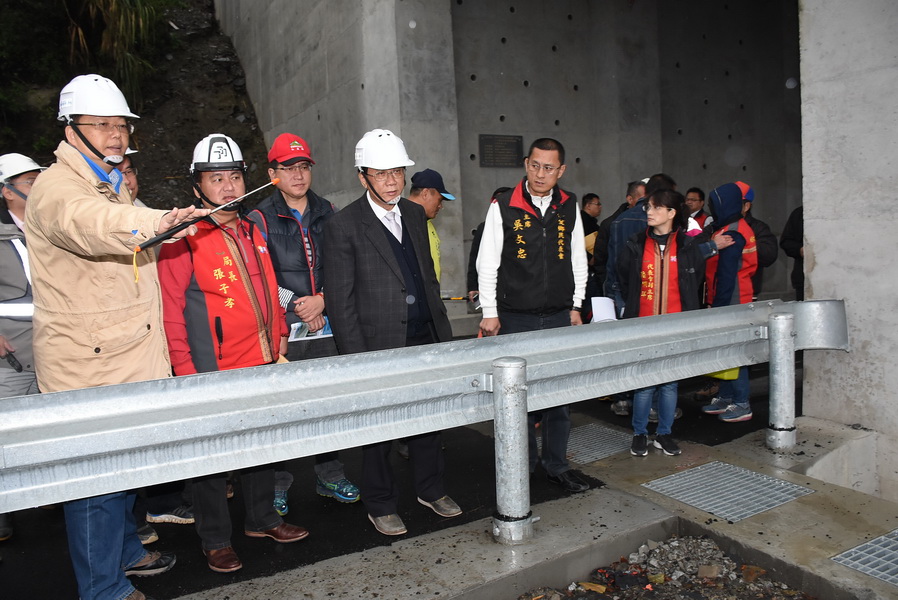 相關圖片1-都達明隧道通了 安全回家的路部落樂呵呵