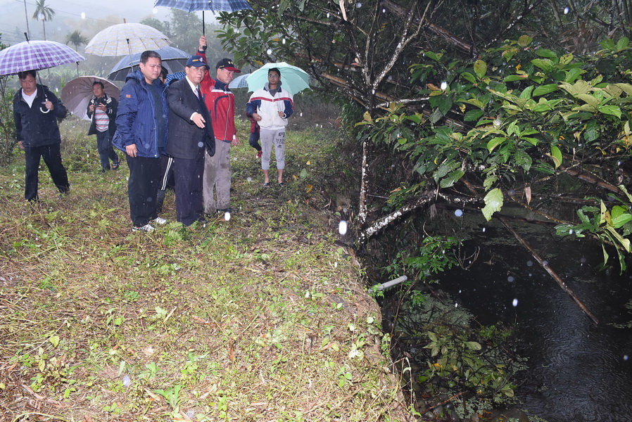 相關圖片1-竹山秀林大坑排水漫流危及耕地民宅 林縣長允改善