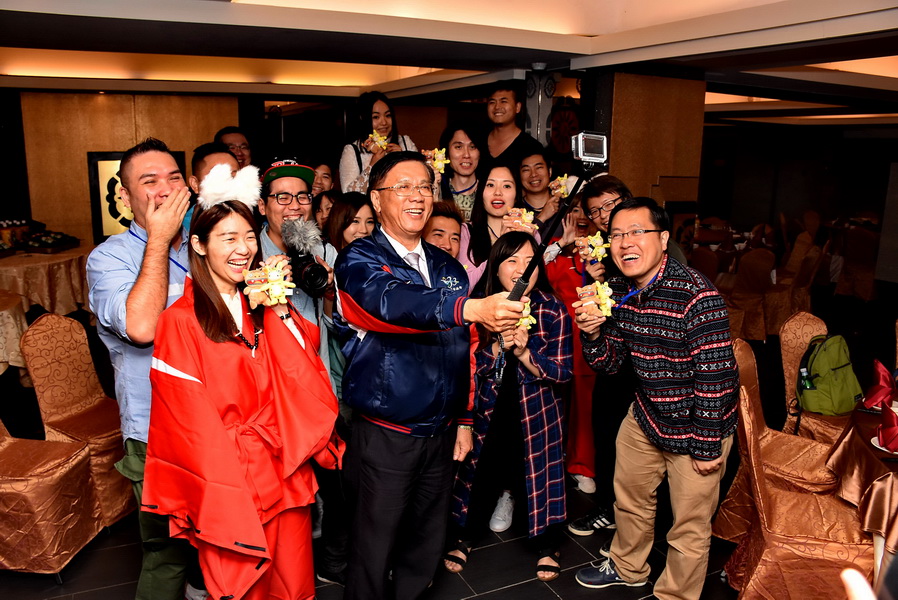 相關圖片1-茶伯代言南投浪漫遊程 港澳大陸三地網紅溪頭相見歡