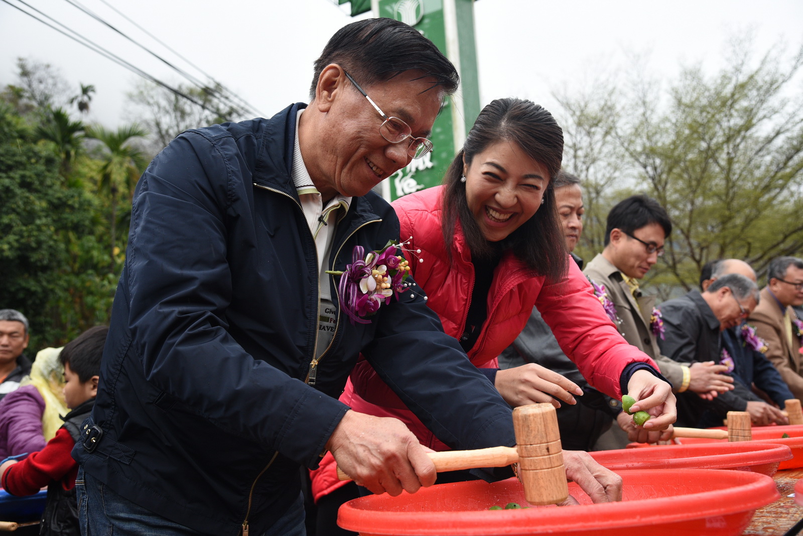 相關圖片1-梅子節超熱門！1,500人風雨無阻動手做脆梅