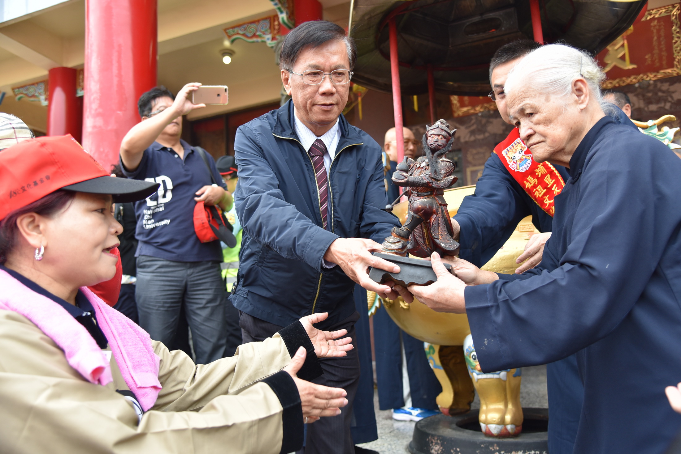 相關圖片1-埔里天后宮媽祖文化節 環保遶境千人行