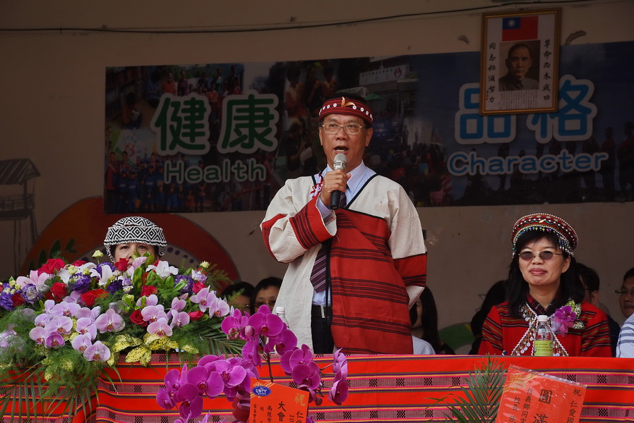 相關圖片1-仁愛國小百年校慶原味十足 林縣長勉勵同陪伴照亮新世紀