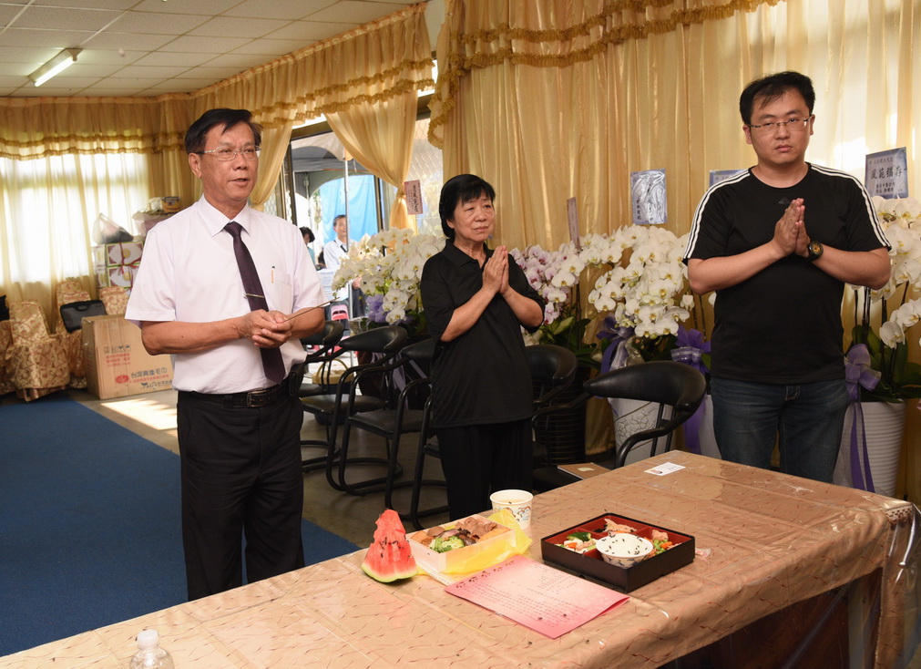 圖片-王建太捐眼角膜遺愛人間  林縣長感念其善舉