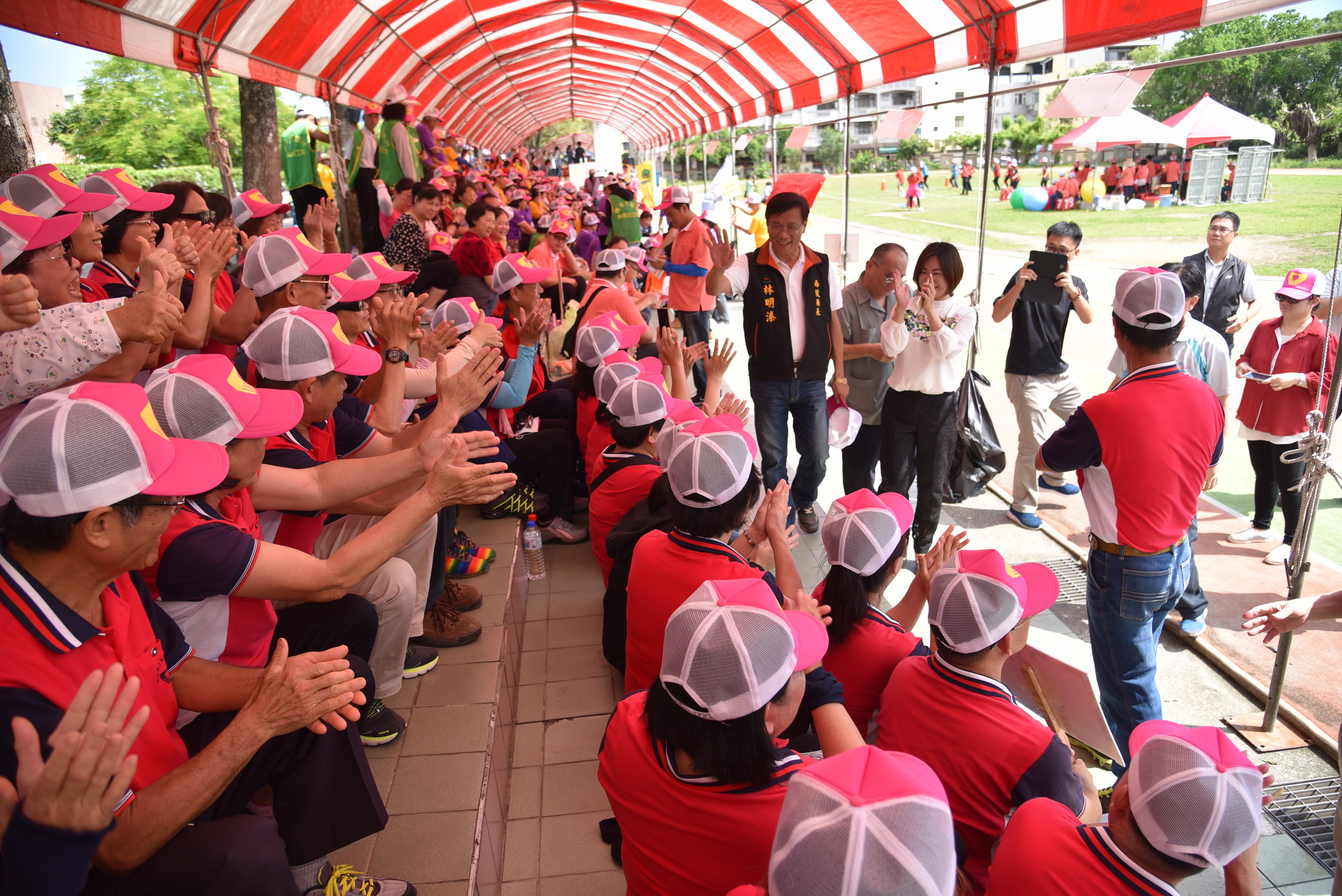 相關圖片1-南投志工大會師　縣長感謝志工奉獻