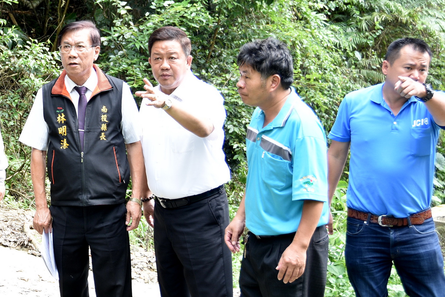 圖片-林縣長會勘埔里北坑野溪  允儘速改善