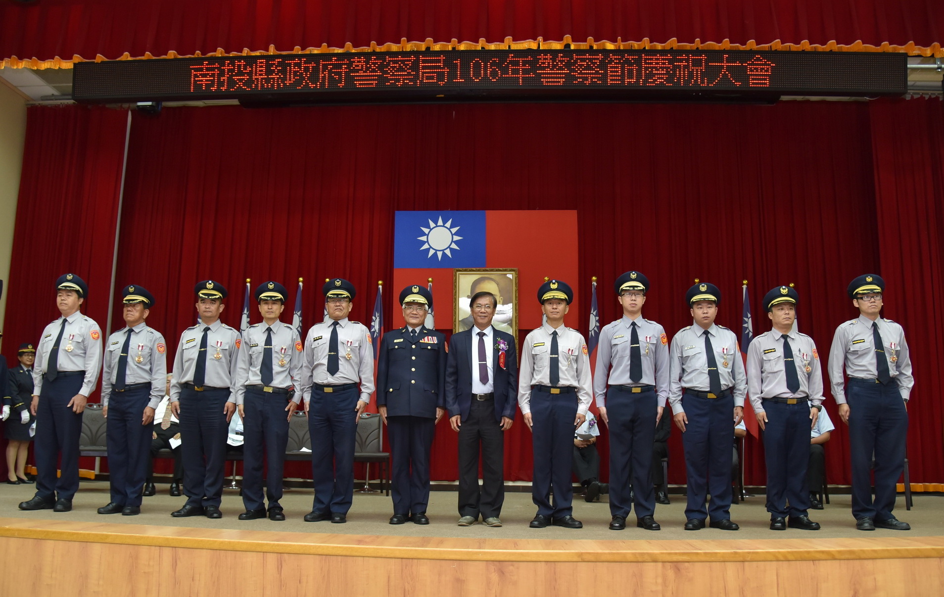 相關圖片2-林明溱體恤警方辛勞 編列1200萬元汰換車輛