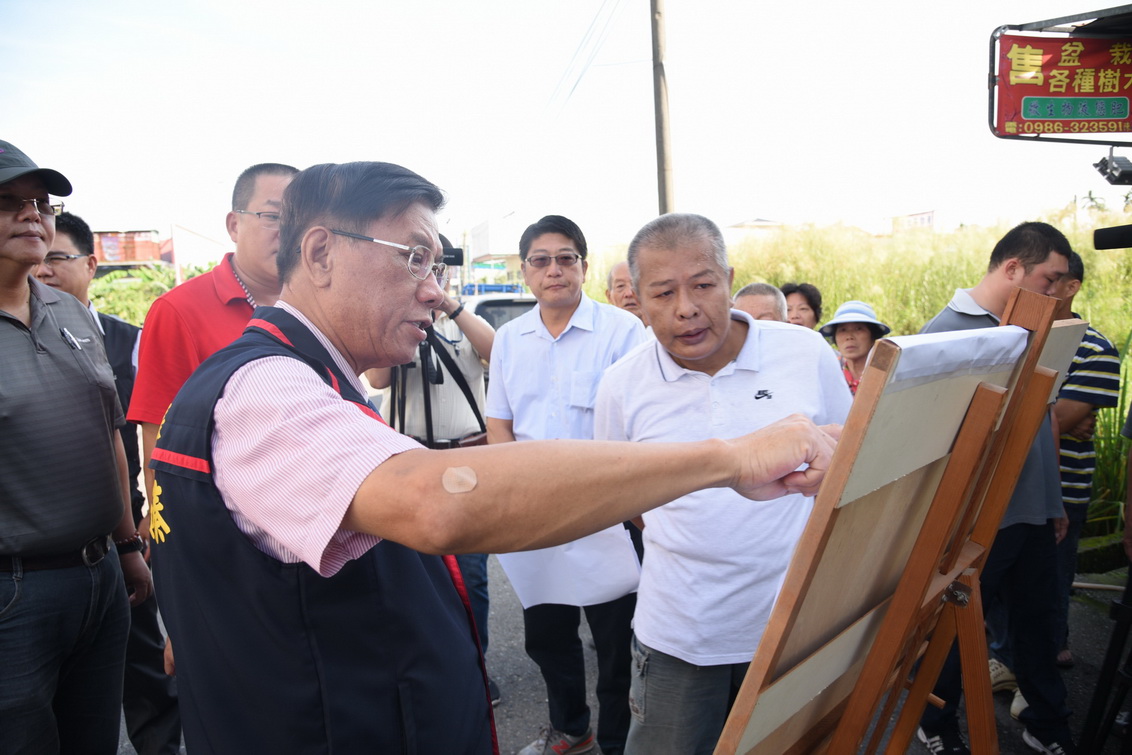 相關圖片1-投市芳美路將修繕    讓道路更平整