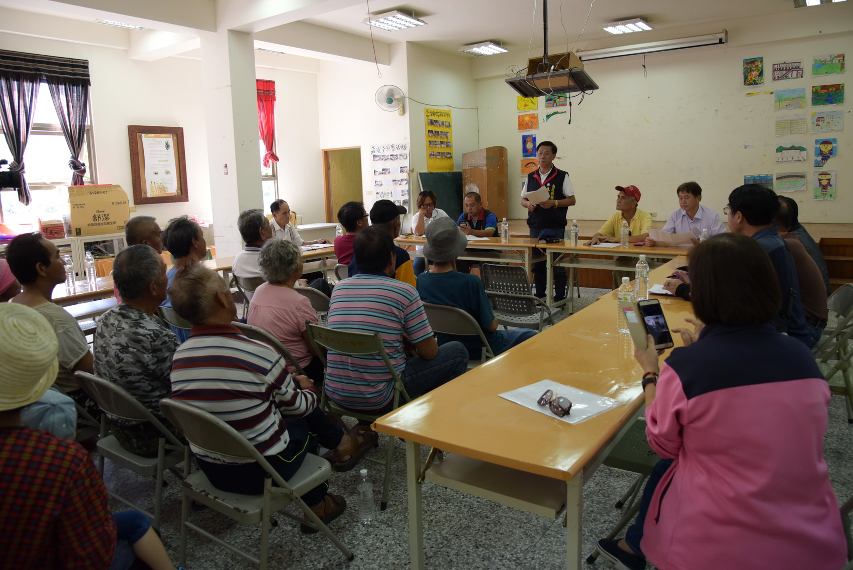 相關圖片2-林縣長與清流部落座談 會勘農路改善工程