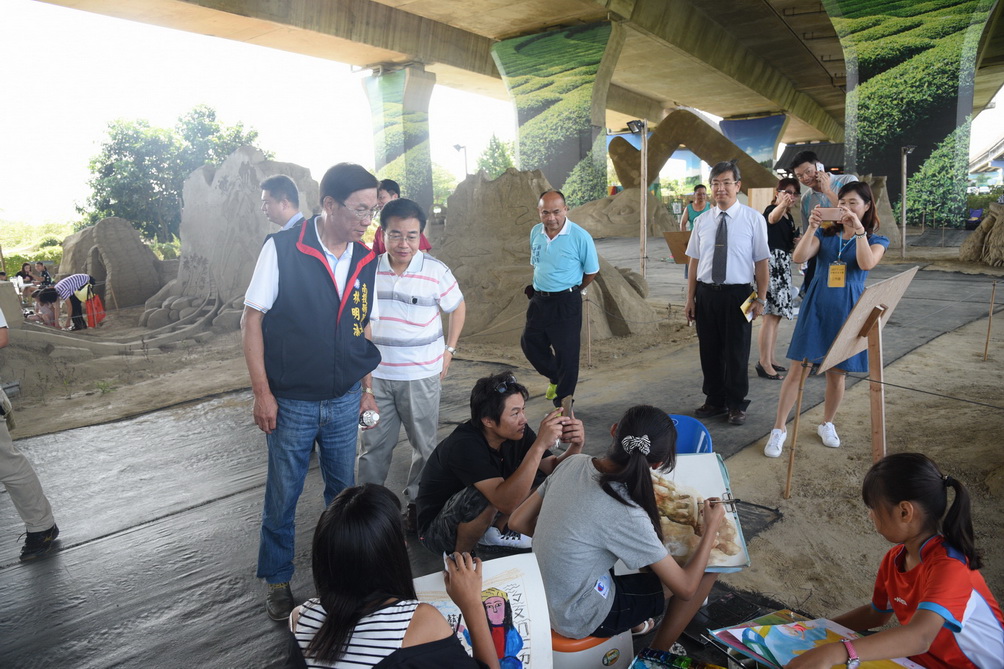 圖片-沙雕寫生暨街頭藝人選拔登場