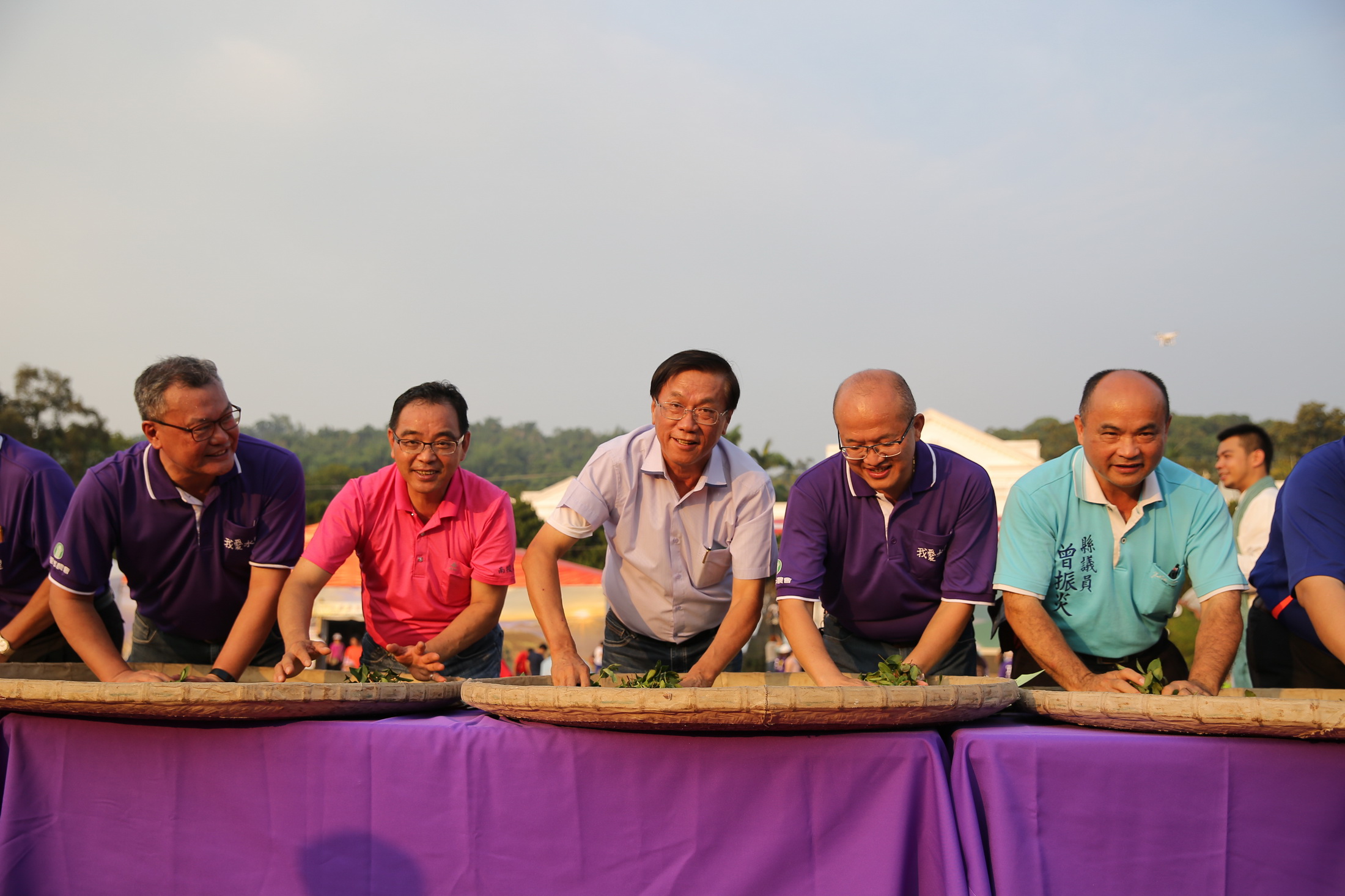 相關圖片1-南投茶博會千人揉茶　國慶日登場