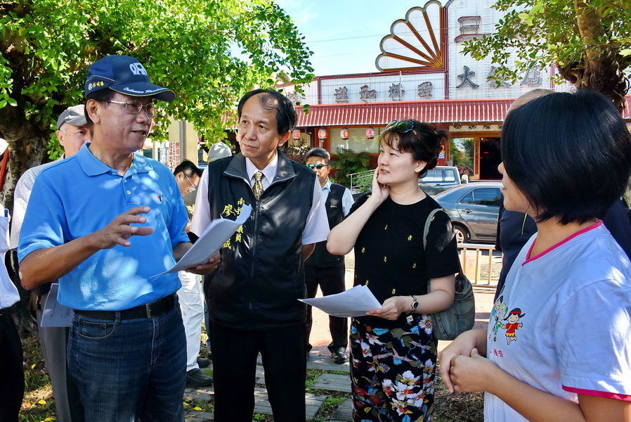 相關圖片3-埔里鎮哲學步道等多處道路毀損嚴重 林縣長指示儘速改善