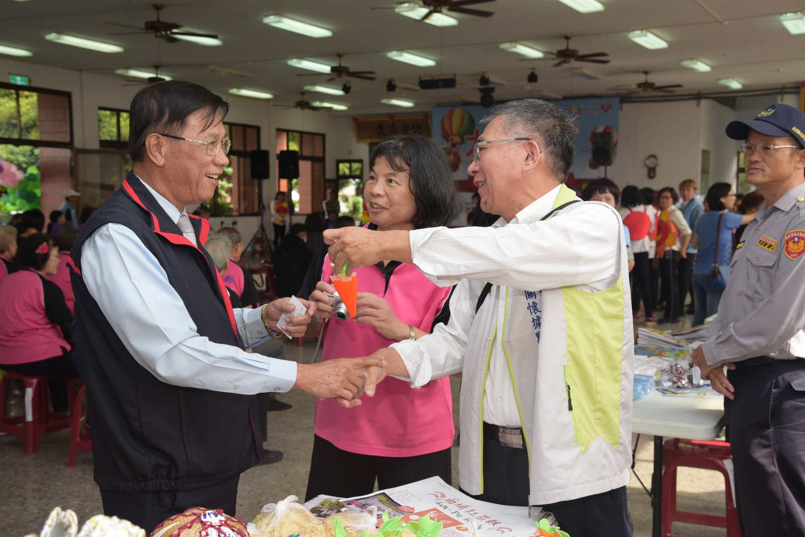 相關圖片2-南投縣基督教青年會舉辦婦女團體園遊會及成果發表
