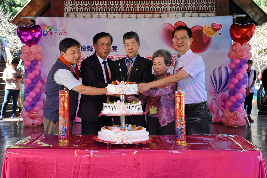 圖片-林縣長表揚金、鑽石婚楷模 期許師法長輩禮讓牽手一生