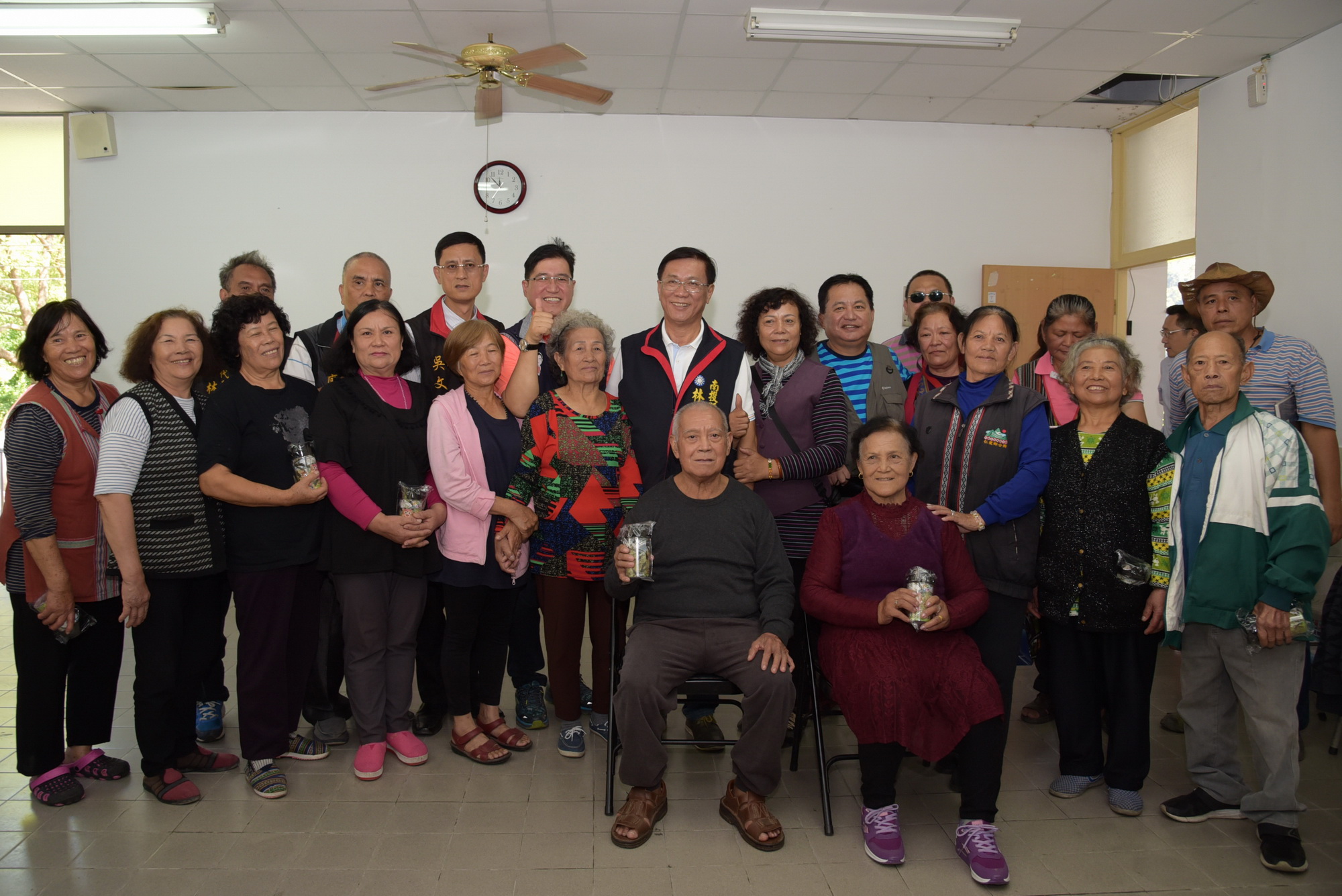 相關圖片3-林縣長深入部落探訪  關心原鄉基層建設