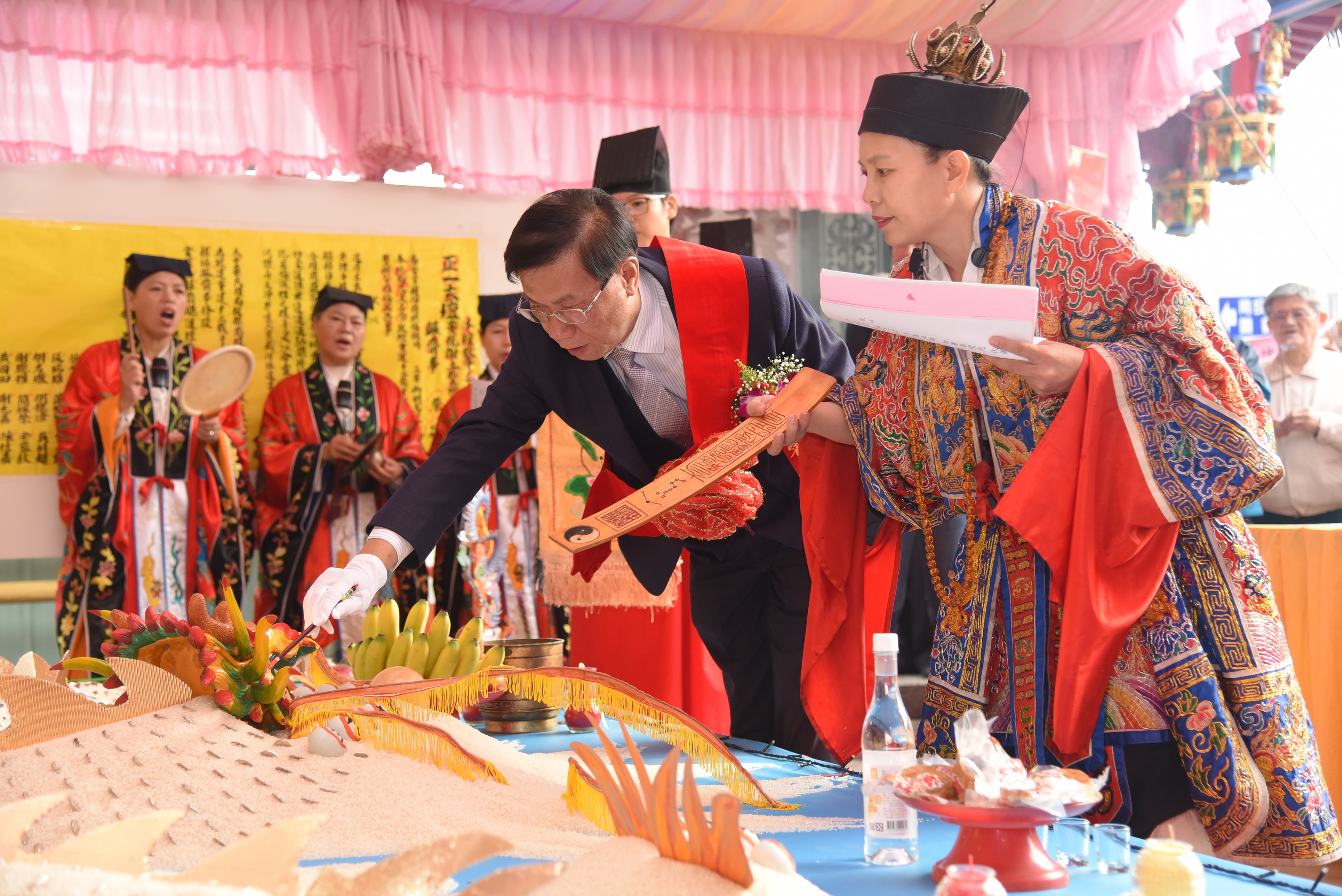 圖片-林明溱主祭三玄北極殿慶讚安龍謝土祈安植福醮典