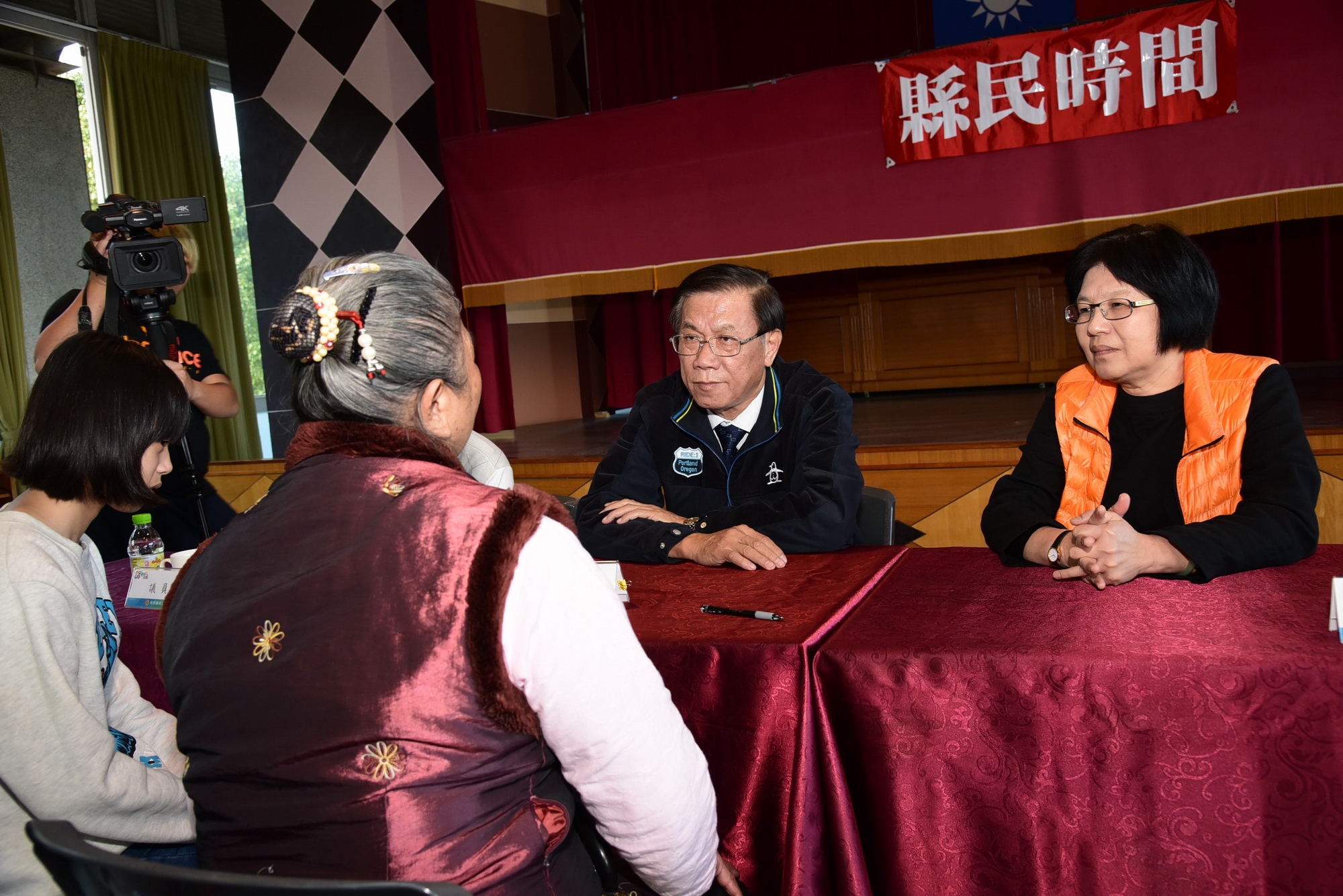 圖片-林縣長主持縣民時間  呼籲放寬中低收入戶審查資格