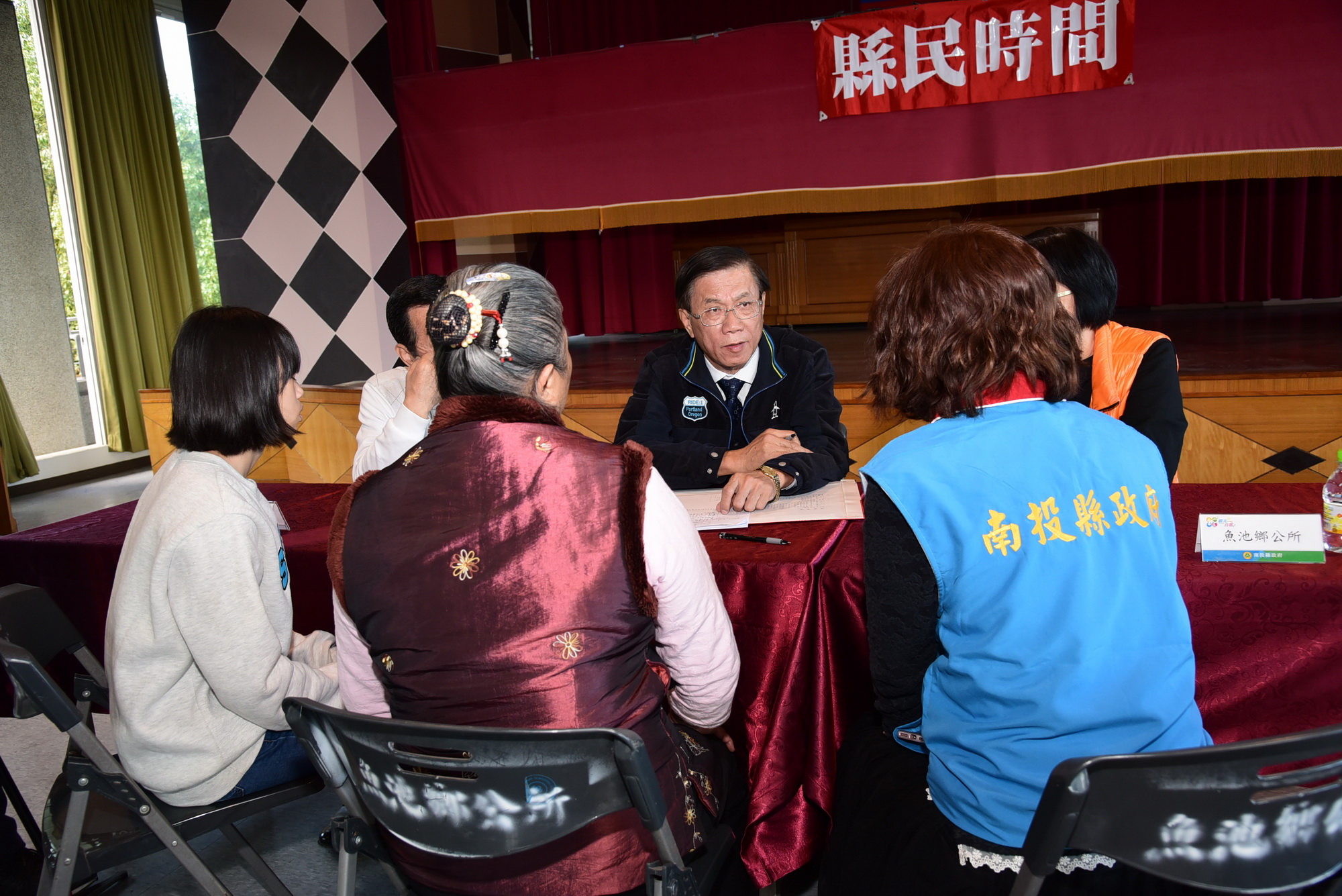 相關圖片2-林縣長主持縣民時間  呼籲放寬中低收入戶審查資格