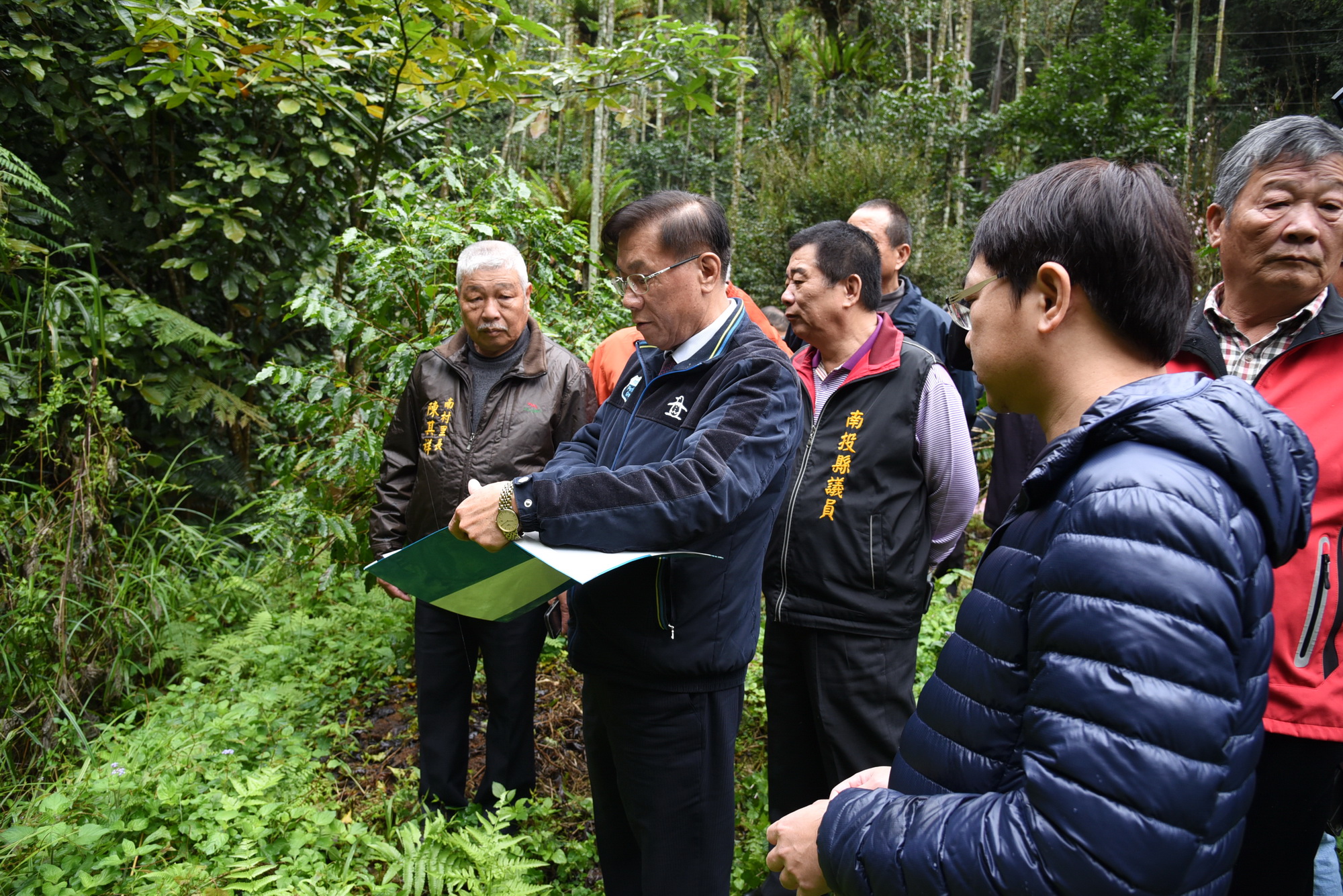 圖片-林縣長會勘埔里多處野溪邊坡整治與道路改善工程