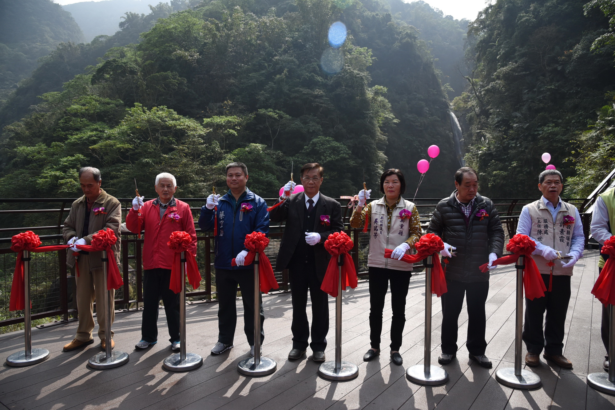 圖片-竹山瑞龍瀑布重新開園 林縣長剪綵歡迎