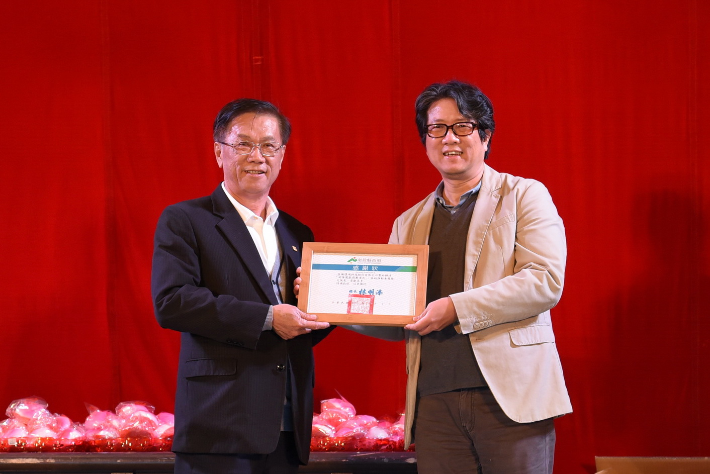 相關圖片2-明華園體育場盛大演出　吸引逾萬人氣