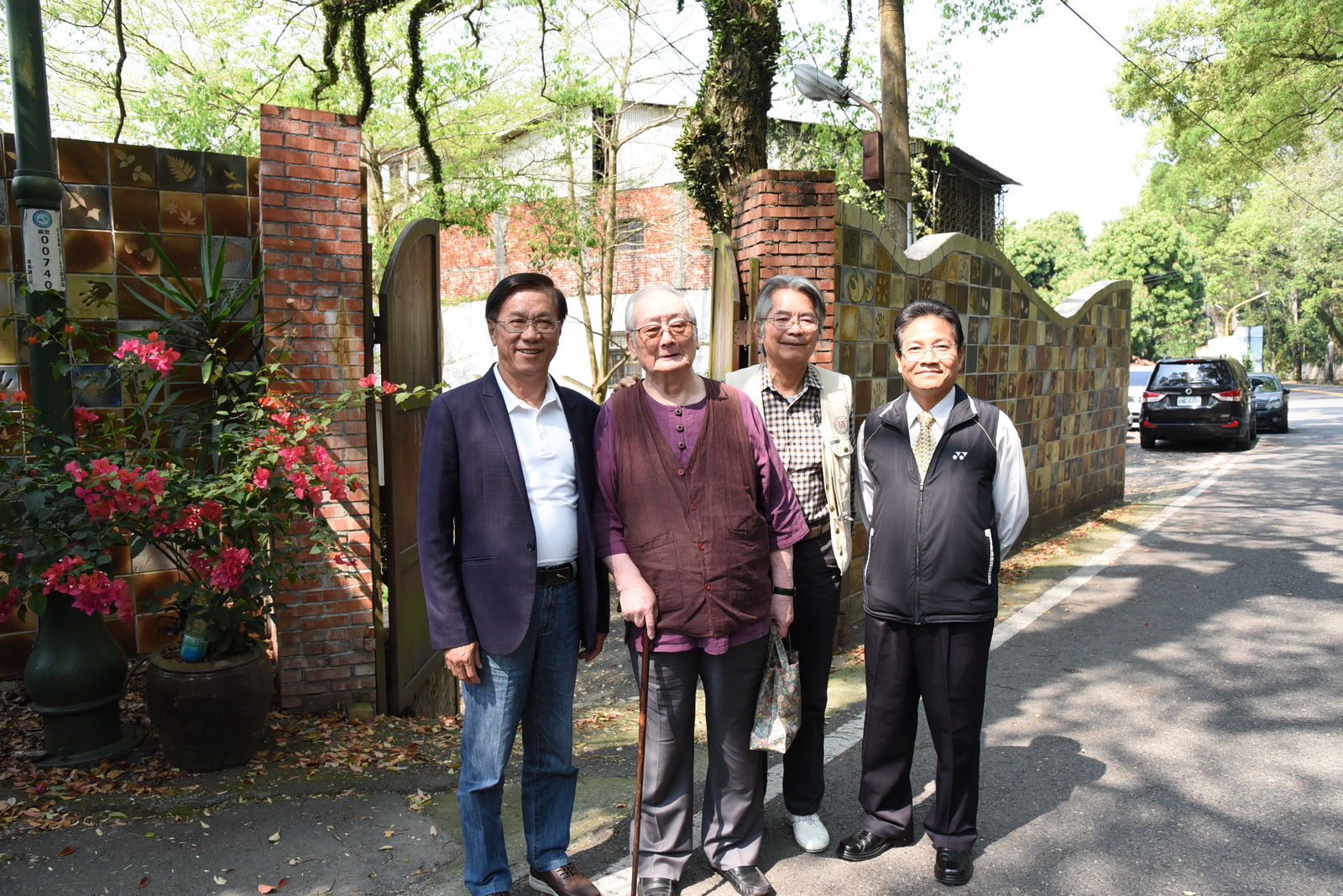 相關圖片3-南投縣陶藝學會理事長交接，林縣長前往致賀