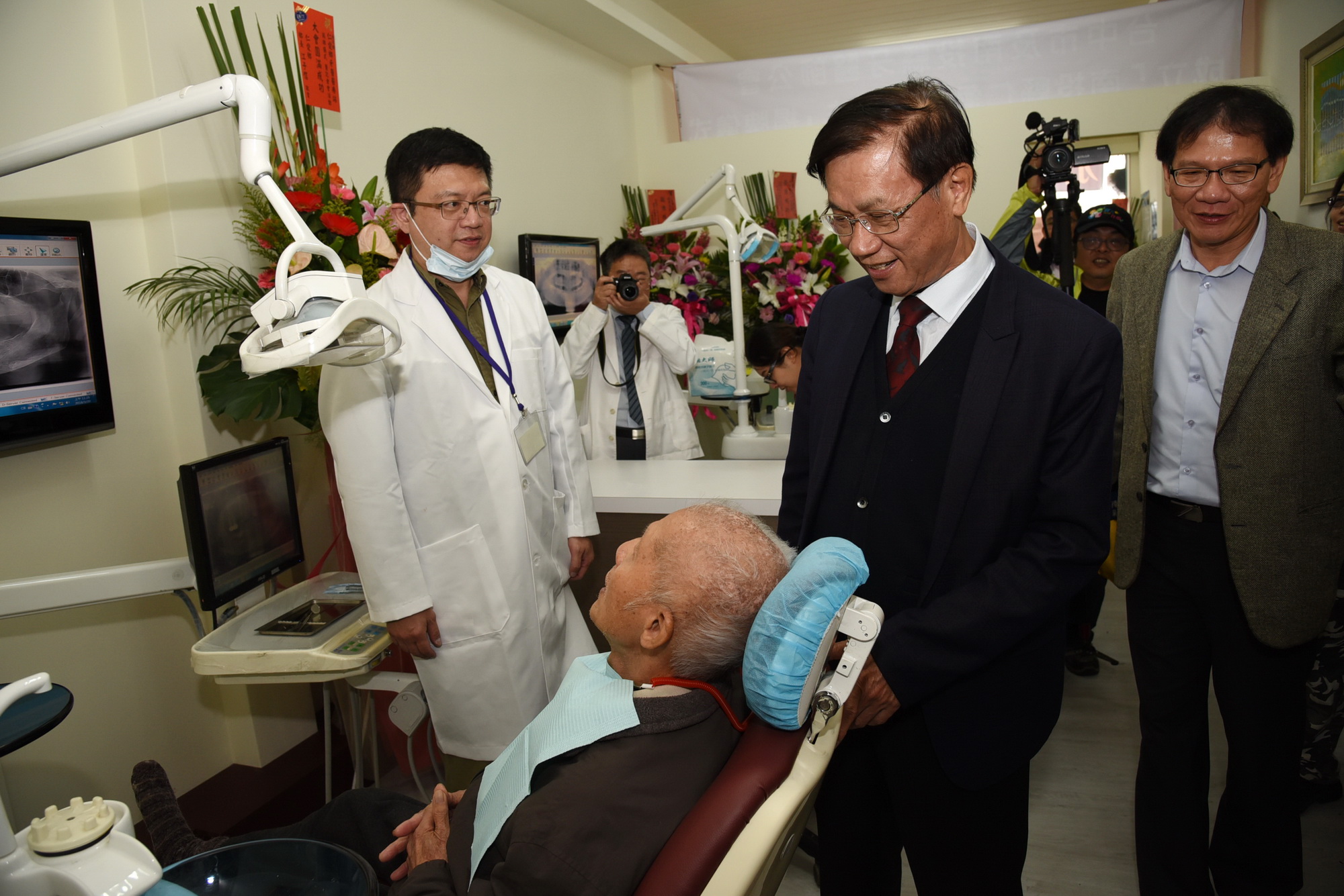 圖片-仁愛鄉牙科醫療站啟用   林縣長主持開幕