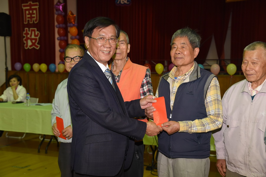 相關圖片2-林縣長出席南投、名間地區退休公教人員聯誼活動