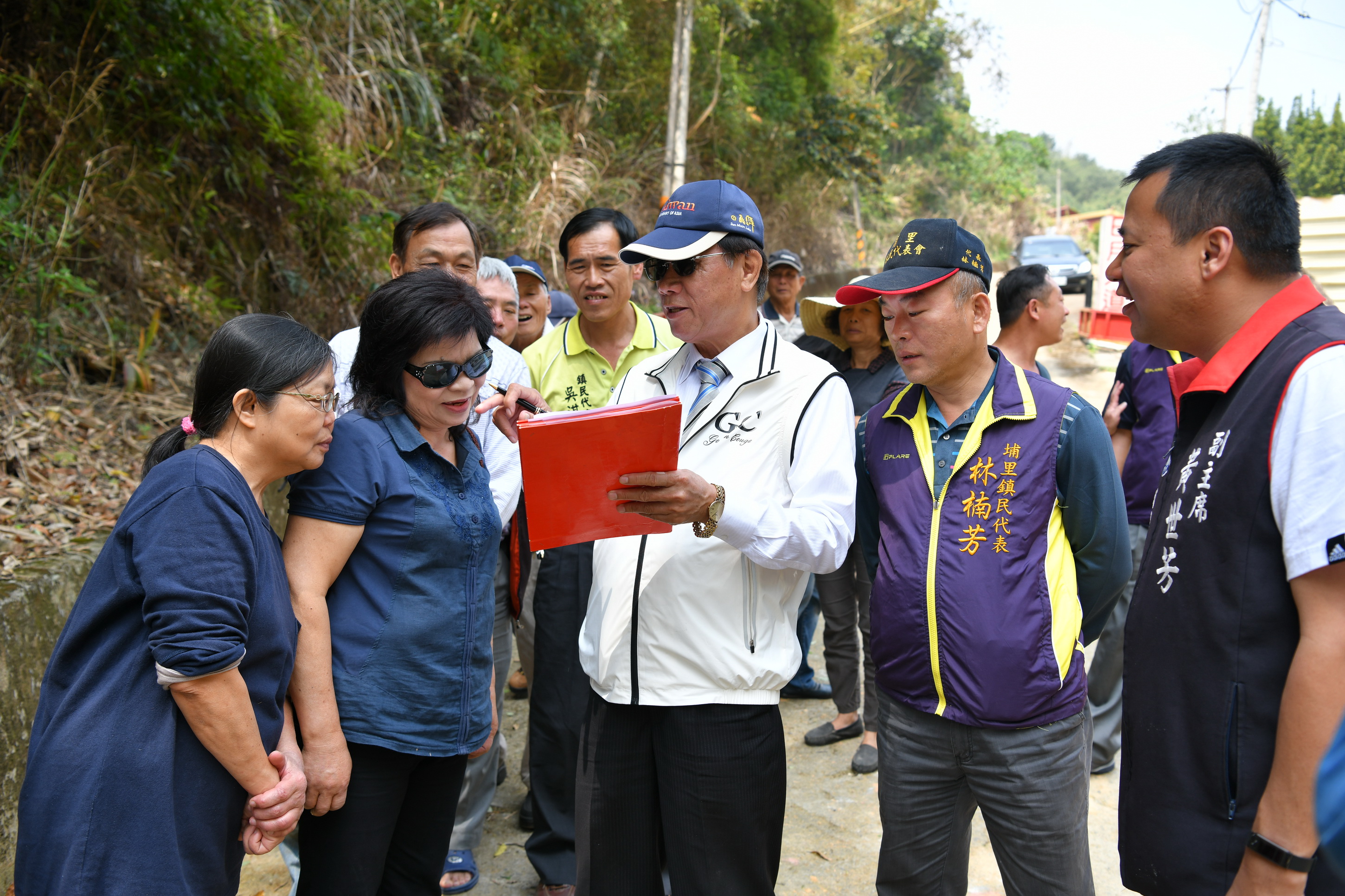 圖片-行動縣長下鄉會勘　改善埔里道路