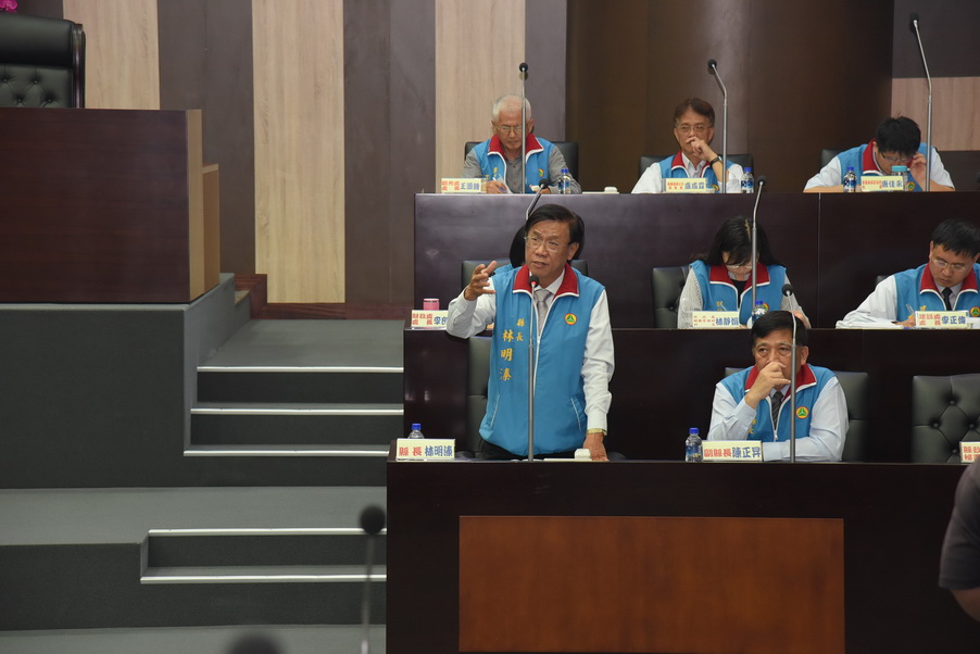 圖片-議員關心空品議題 林縣長：維護民眾健康應減少燃煤發電