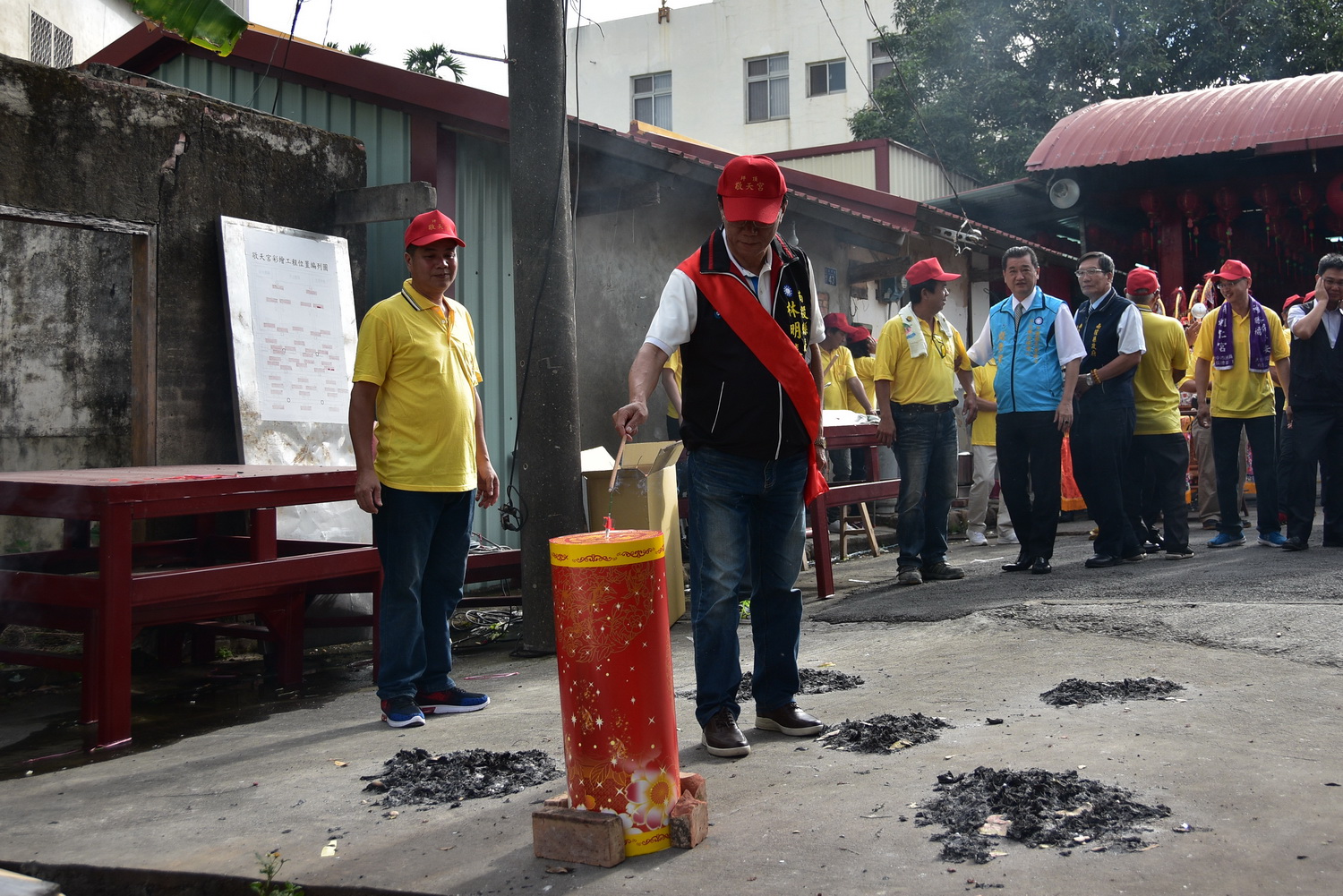 圖片-敬天宮天上聖母遶境 林縣長祈求縣政順利