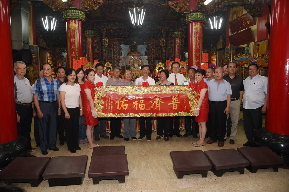 圖片-天上聖母聖誕  林縣長於慈善宮祈求國泰民安