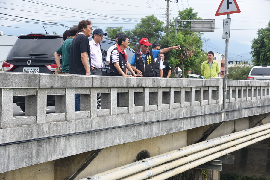 相關圖片1-汛期將屆 縣府啟動區域排水改善工程清淤排洪