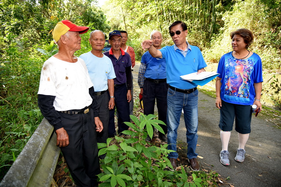 圖片-南投、名間多處道路、野溪護岸待改善 林縣長指示速改善