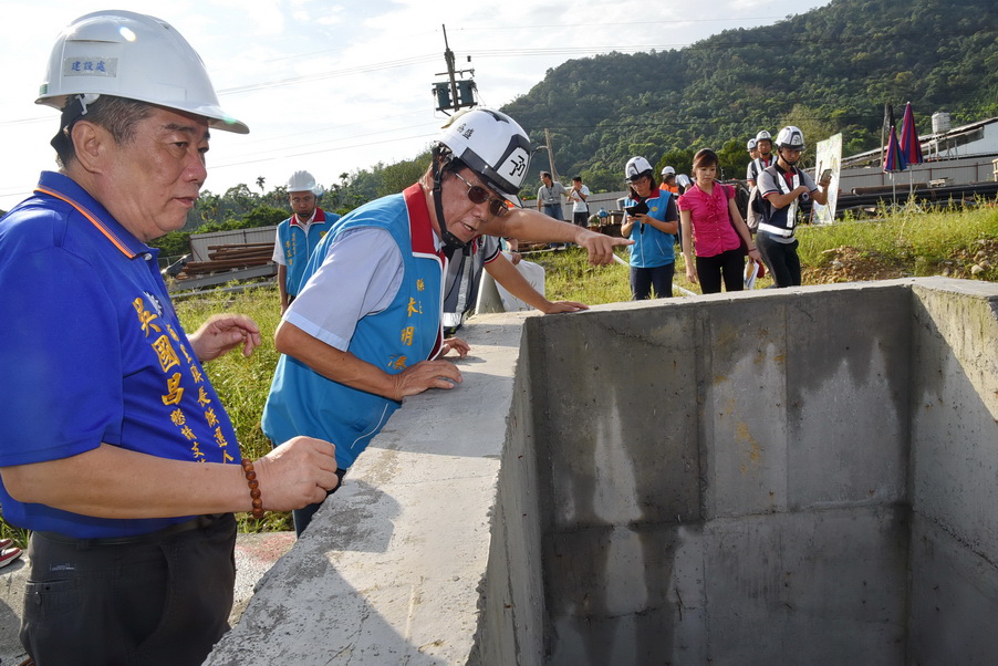 相關圖片4-林明溱視察福興農場旅館園區工程品質及進度
