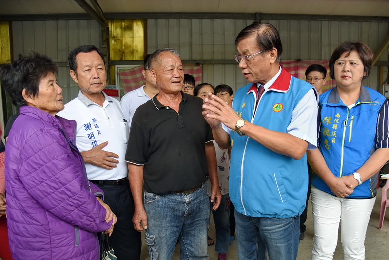 圖片-魚池鄉新城村2鄰苦無自來水 林縣長會勘改善