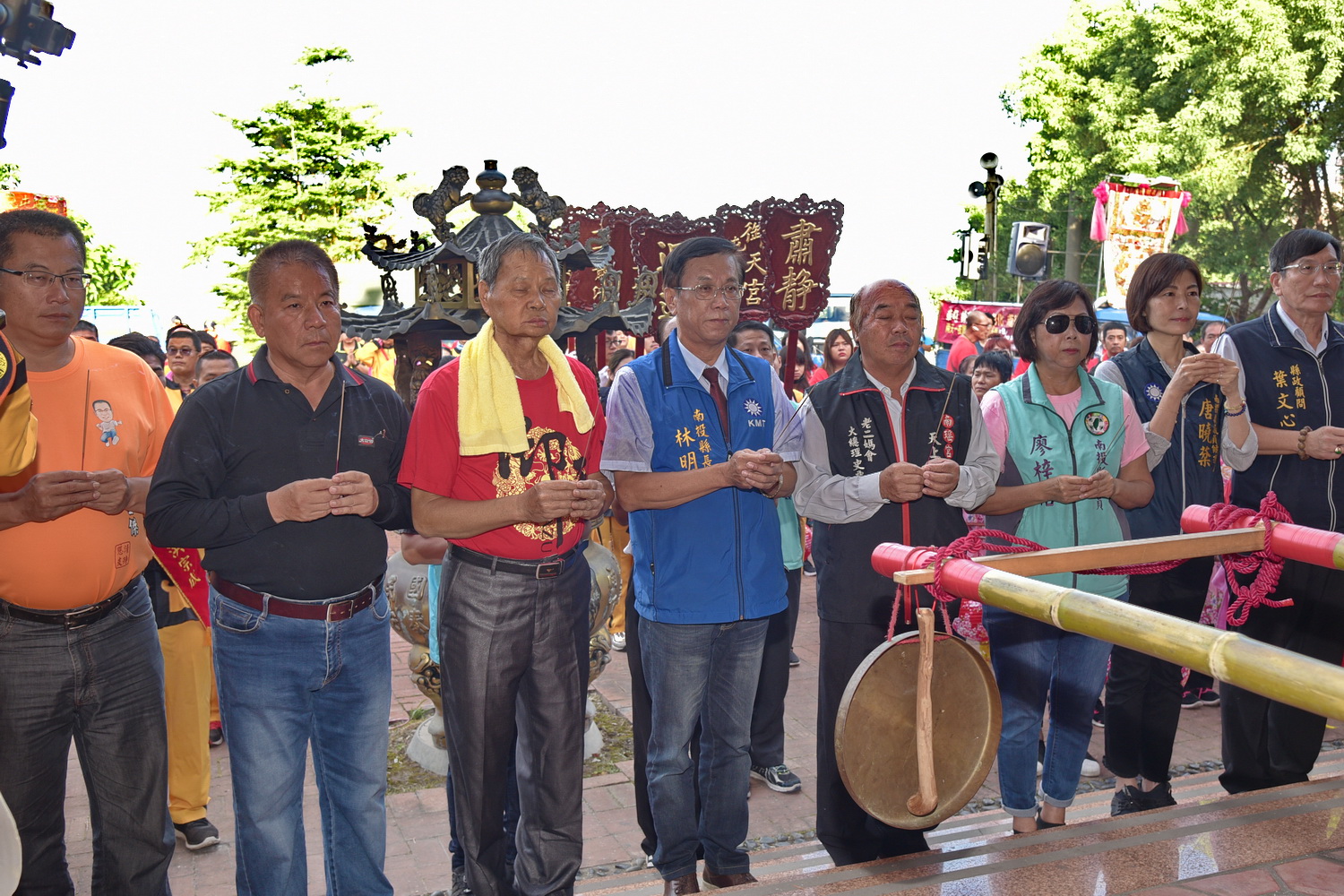 圖片-御天宮老二媽謁祖 林縣長祈求縣內平安