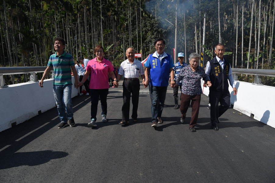 相關圖片1-國姓鄉東福橋改建通車了 長豐村民樂透