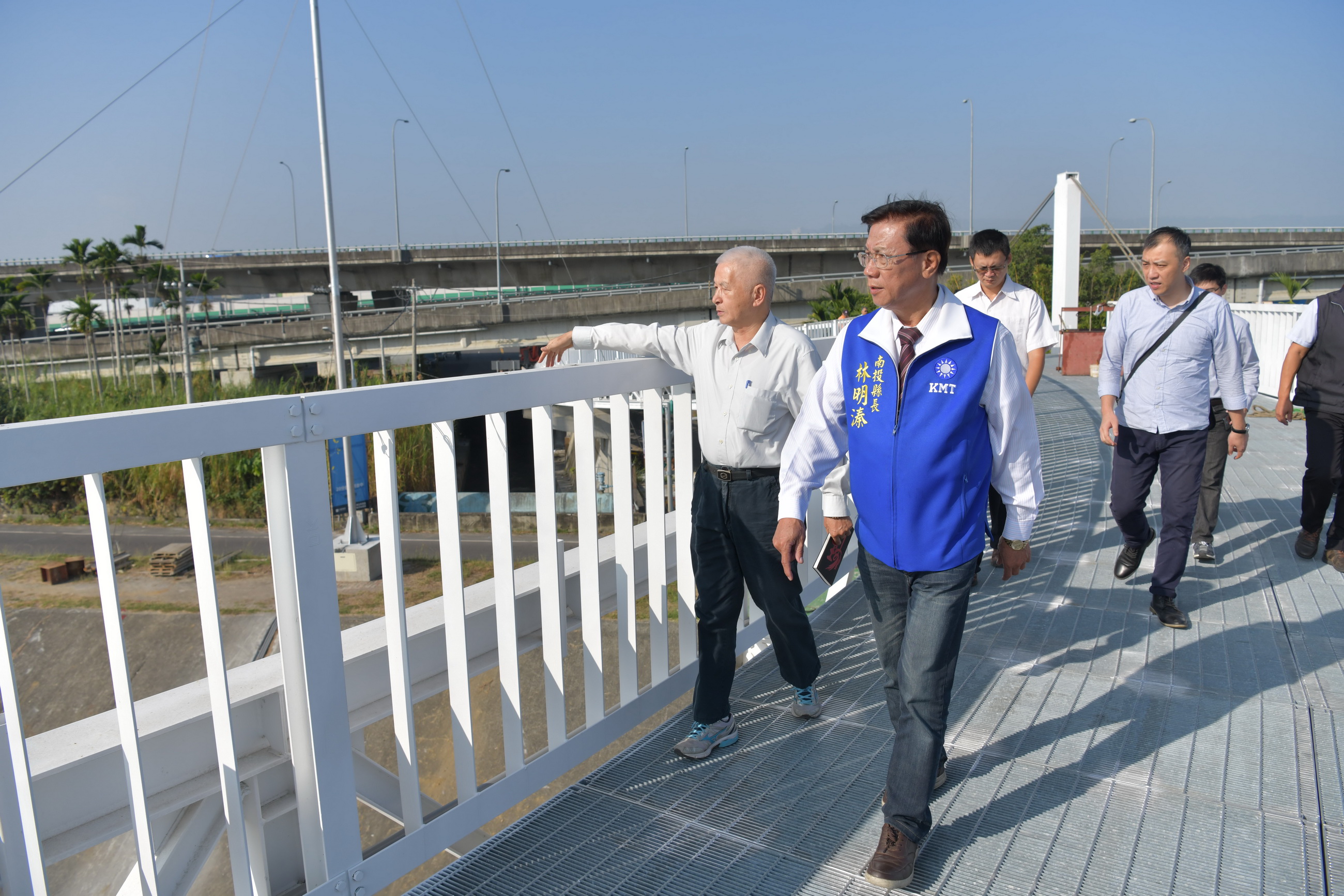 相關圖片1-12星座風格浪漫情人橋　將於明年燈會再掀話題