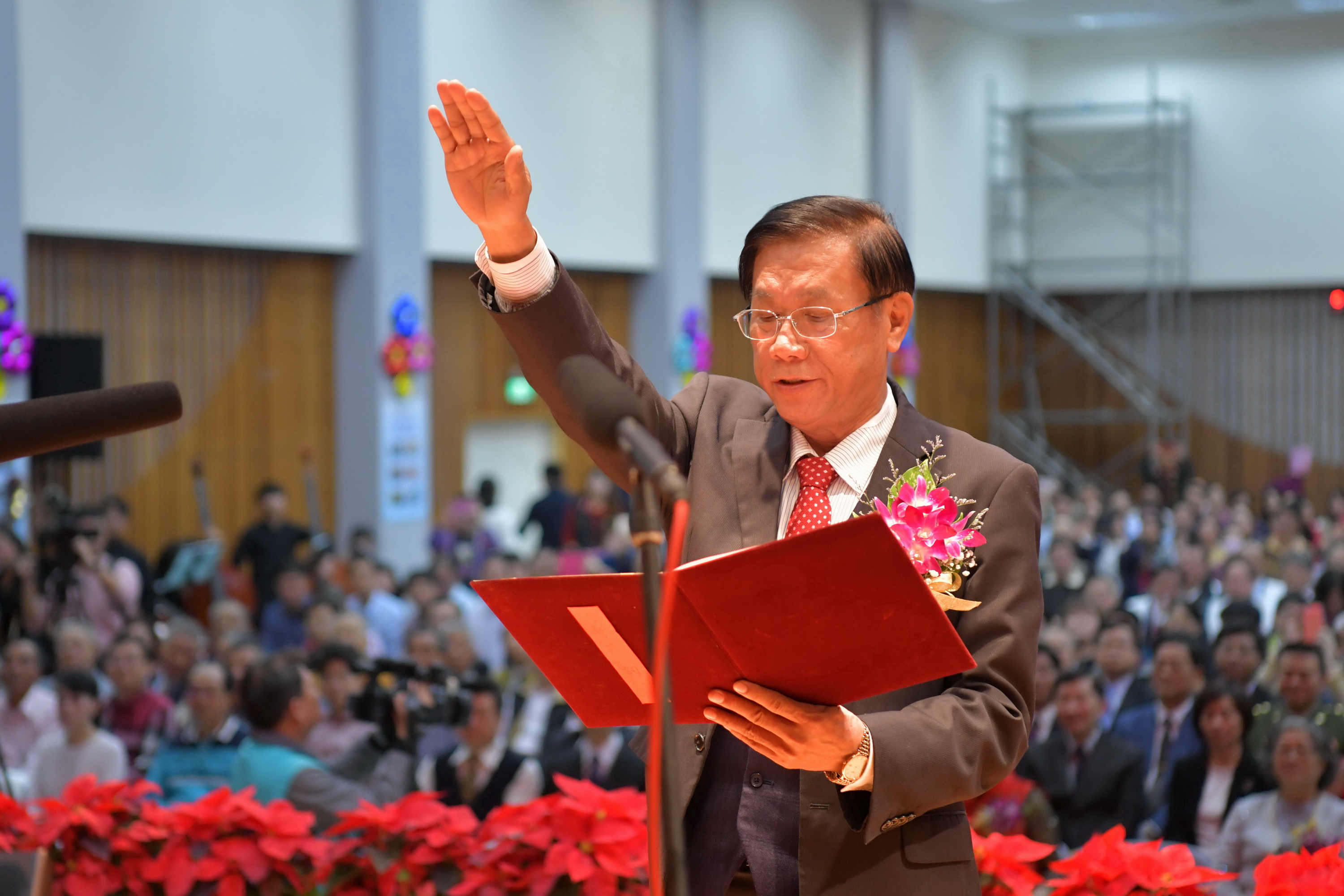 圖片-林明溱連任就職       承諾拚經濟、拚福利、拚永續