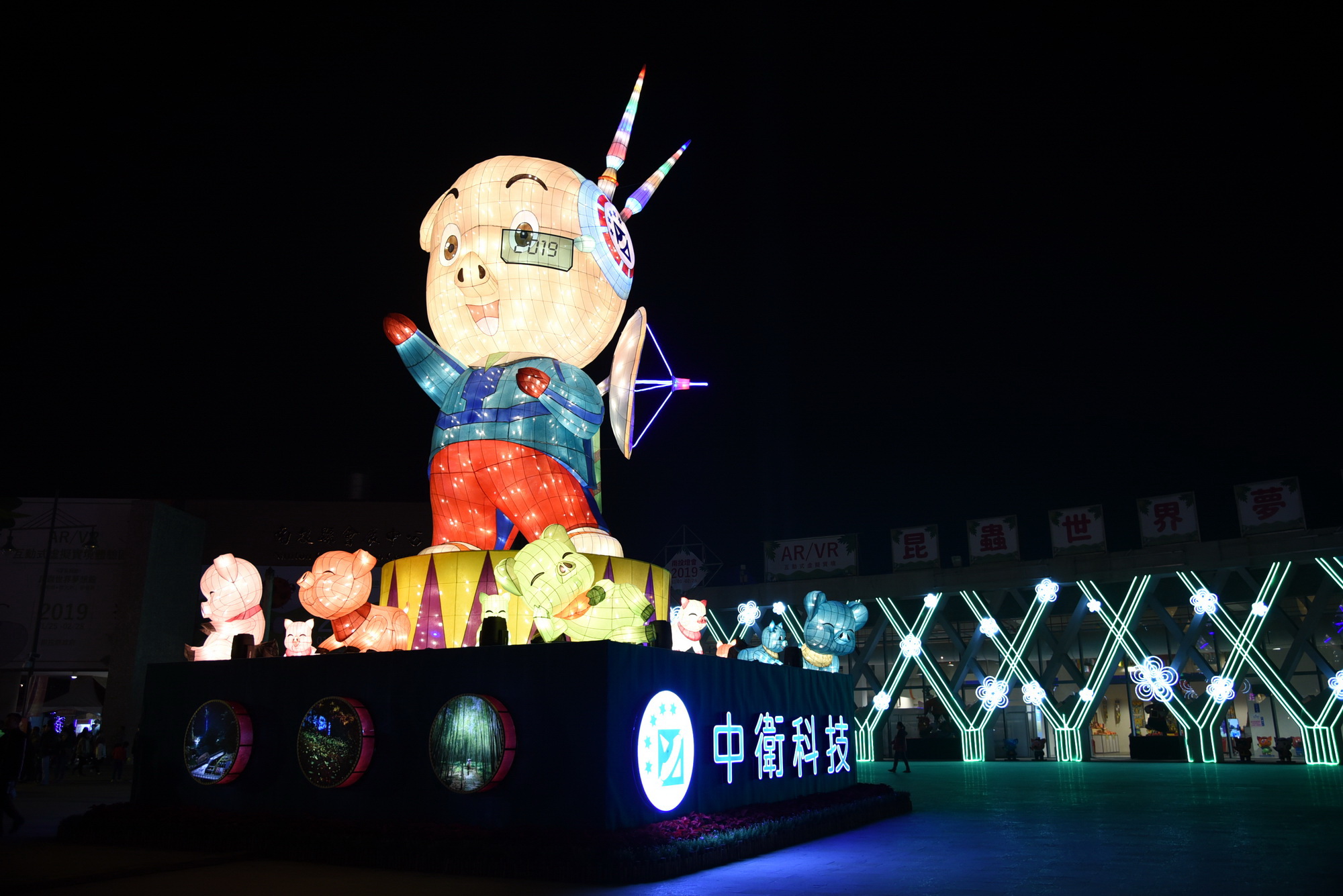 相關圖片2-南投燈會開幕水陸空六大主題  雙煙火狂放12天