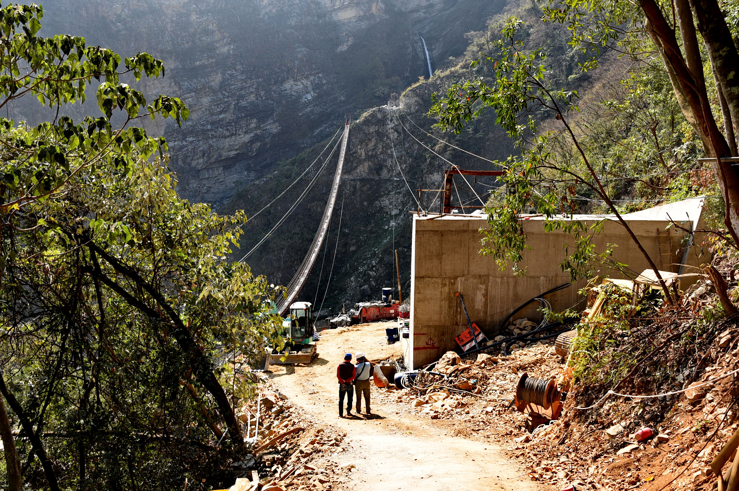 相關圖片1-雙龍景觀吊橋  南投秘境今夏將公開