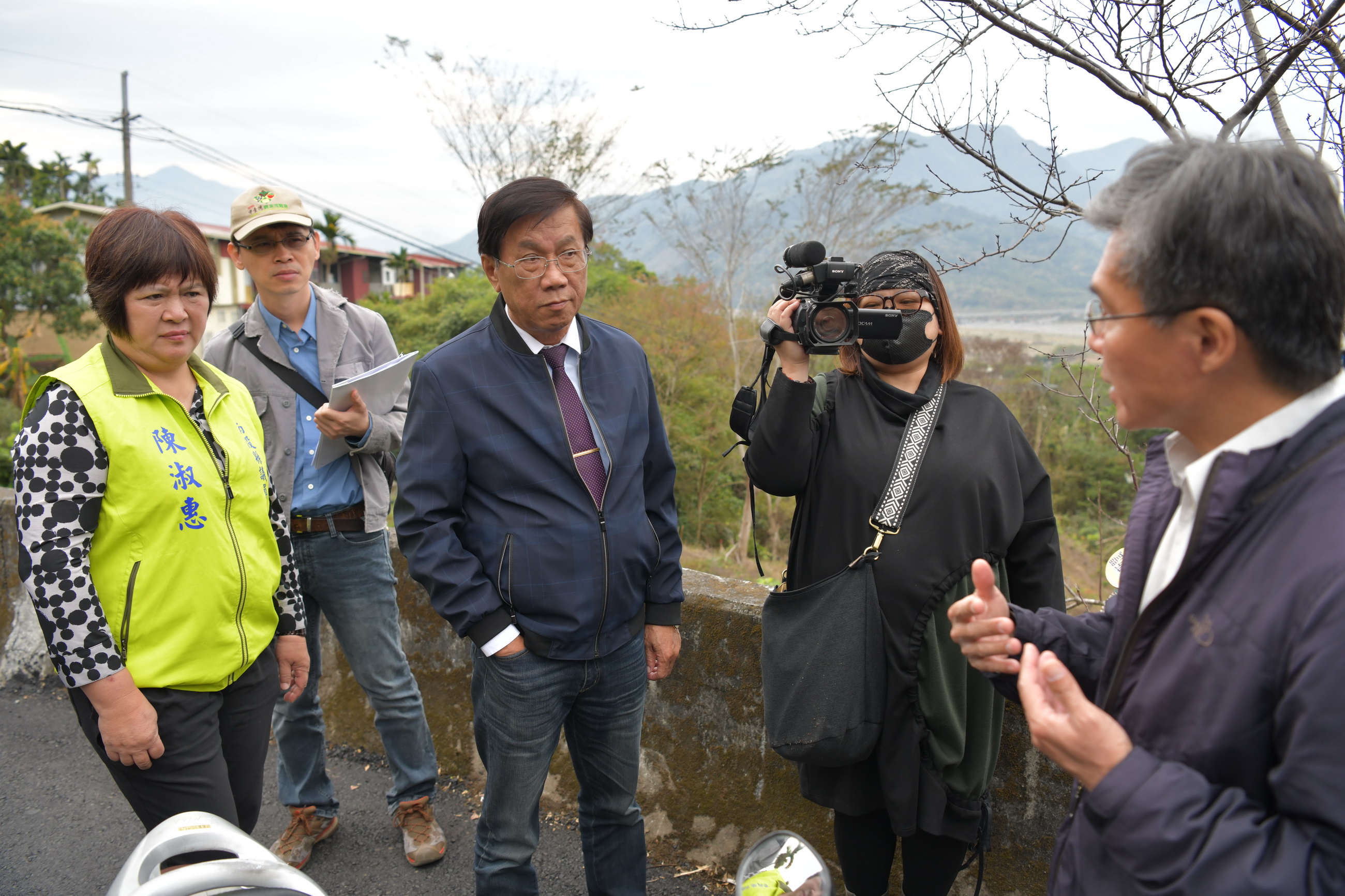 圖片-林縣長水里鄉會勘　同意改善多處農路、排水溝